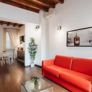  Apartment Charming Brera - Madonnina Italien